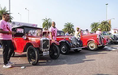 விண்டேஜ் கார் பேரணி - புகைப்படங்கள்