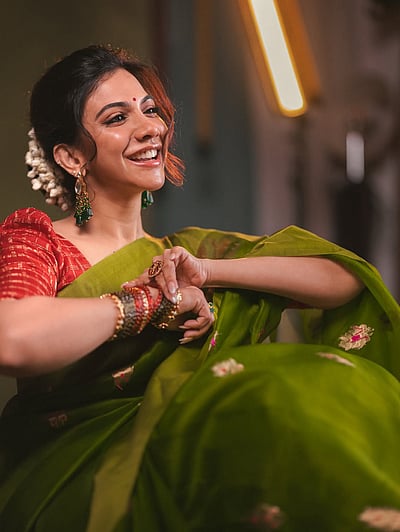 வளர்ந்த நிலா... மடோனா செபாஸ்டியன்!