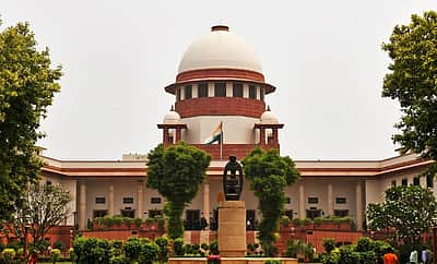 தெருநாய்கள் விவகாரம்: தமிழகம் உள்பட அனைத்து தலைமைச் செயலர்களும் ஆஜராக உத்தரவு!