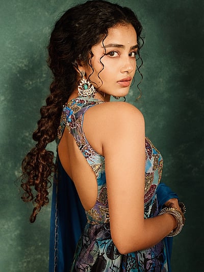 விழியியெல்லாம் உன் உலா... அனுபமா!