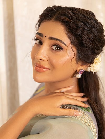 என்னவென்று சொல்வதம்மா... ராஷி சிங்!