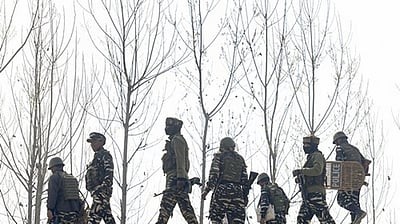 ஜம்மு-காஷ்மீரில் காணாமல்போன ராணுவ கமாண்டோக்களின் சடலங்கள் கண்டுபிடிப்பு 