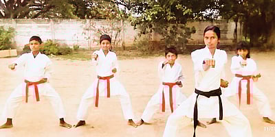 பாரதியார் பாடலுக்கு நடனம்...