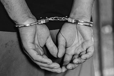 மருத்துவக் கல்லூரி மாணவி கூட்டுப் பாலியல் வன்கொடுமை: 3 பேர் கைது! 