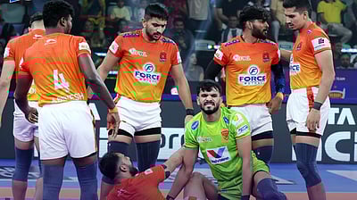 புரோ கபடி லீக்: முதலிடத்தில் புணே!