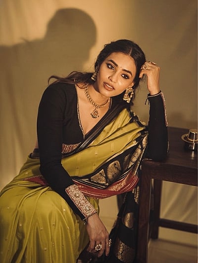 தங்கச் சிலை... சப்தமி கௌட! 