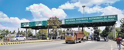 தேசிய சுங்கச் சாவடிகளில் அசுத்தமான கழிப்பறை குறித்த தகவலுக்கு ரூ. 1,000 வெகுமதி!