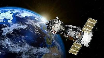 பூமியில் நாளொன்றுக்கு 5 செயற்கைக் கோள்கள் விழும்! விஞ்ஞானிகள் எச்சரிக்கை!