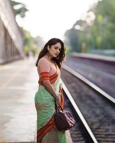 உயிருடன் கலந்தவளே... நந்திதா ஸ்வேதா!