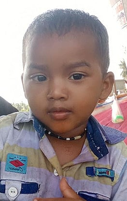 சாலையோரம் பெற்றோருடன் வசித்த ஒன்றரை வயது பெண் குழந்தை கடத்தல்