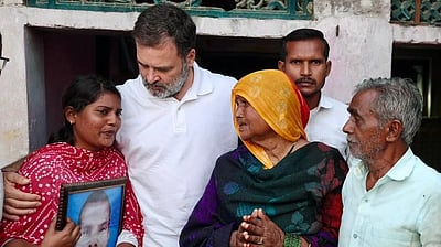 நாடு முழுவதும் தலித்துகளுக்கு எதிராக கொலைகள், பாலியல் வன்கொடுமைகள்! ராகுல்