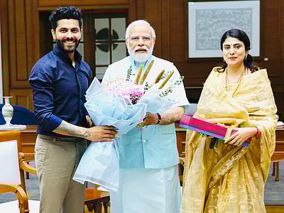 ரிபாவா ஜடேஜா அமைச்சரானார்! குஜராத் புதிய அமைச்சரவை பதவியேற்பு!