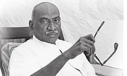 கேட்ட காமராஜர்! மறுத்த தீர்த்தகிரியார்!