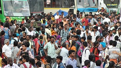 தீபாவளி! 4,067 பேருந்துகள் இயக்கம் - இருநாள்களில் 3.5 லட்சம் பேர் பயணம்!