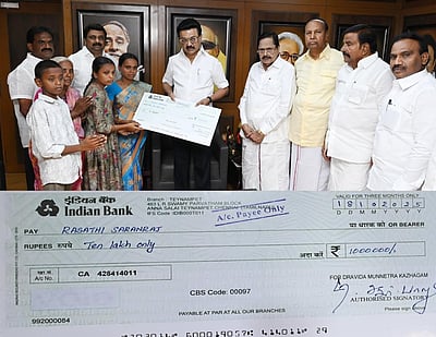 சாலை விபத்தில் இறந்த திமுக உறுப்பினர்களின் குடும்பங்களுக்கு ரூ.10 லட்சம் நிதியுதவி! 