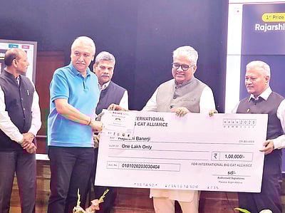 செந்தூர் முருகனும் கட்டபொம்மனும்!