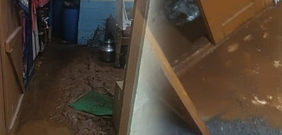 குன்னூரில் மண்சரிவு: நல்வாய்ப்பாக அசம்பாவிதம் தவிர்ப்பு! 