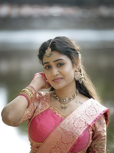 பெண்பால் புதுமை... தாரணி ஹெப்சிபா! 