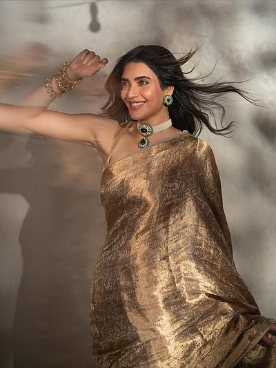 தீபாவளிச் சேலை... கரிஷ்மா டன்னா! 