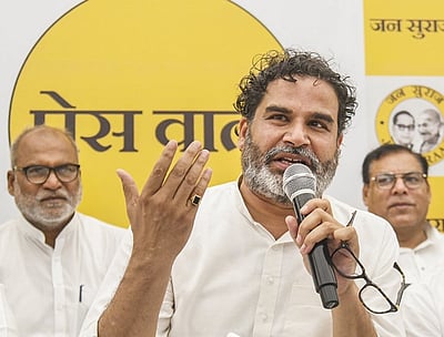 வேட்பாளர்களை விலைக்கு வாங்குகிறது பாஜக: பிரஷாந்த் கிஷோர்