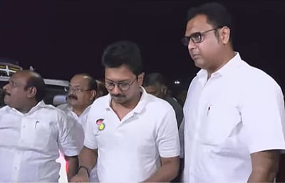 10 நாள்களில் நெல் கொள்முதல் பணிகள் நிறைவு: உதயநிதி