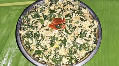 வாழைப்பூ அரைக்கீரை பொரியல்