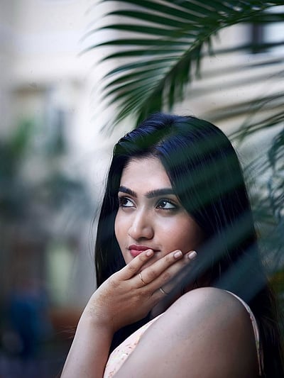 மாலை நேரத்து மயக்கம்... தீப்ஷிகா! 