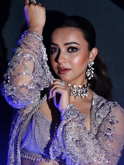 மின்னலைப் பிடித்து... கௌஷானி!