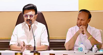 சிறப்பு தீவிர திருத்தம்: நவ. 2-ல் அனைத்துக் கட்சிக் கூட்டம்! 