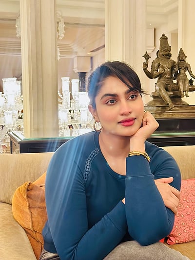 மழை நாளில் வெளியே... ஷிவானி நாராயணன்!