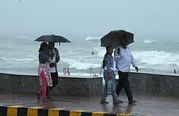 வெப்பத்தைத் தணிக்க வருகிறது கோடை மழை! சென்னைக்கு எப்போது?