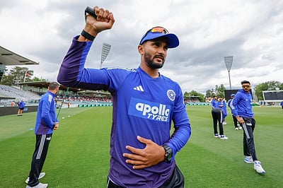 டி20 தொடர்: முதல் 3 போட்டிகளில் நிதீஷ் குமார் ரெட்டி விலகல்!