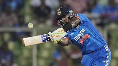 சர்வதேச டி20 போட்டிகளில் சூர்யகுமார் யாதவ் புதிய சாதனை!