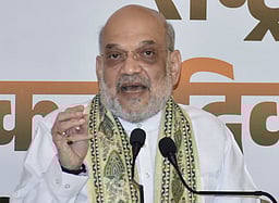 மாா்ச் 31-க்குள் ஒட்டுமொத்த தேசமும் நக்ஸல் வன்முறையிலிருந்து விடுபடும்:
மத்திய உள்துறை அமைச்சா்
அமித் ஷா உறுதி