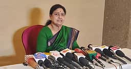 கிளாம்பாக்கத்தில் பேருந்து பிரச்னை: சசிகலா கண்டனம்