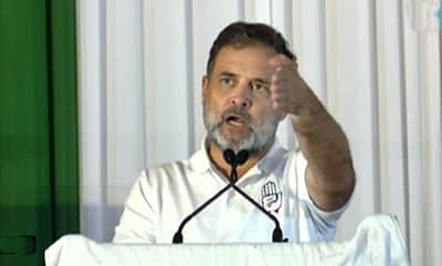 டிரம்புடன் மோதும் தைரியம் மோடிக்கு இல்லை: ராகுல்