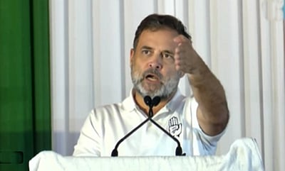 டிரம்புடன் மோதும் தைரியம் மோடிக்கு இல்லை: ராகுல்