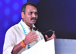 மத்திய அமைச்சா் எல்.முருகன் மீதான இரு தோ்தல் விதிமீறல் வழக்குகள் ரத்து