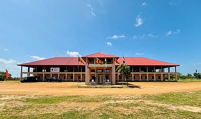 கல்வித் துறையில் இந்தியாவின் பங்களிப்பு மகத்தானது: இலங்கை பிரதமா்