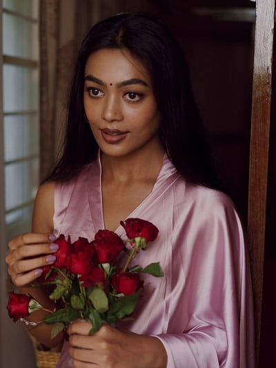 சில்சிலா ரேகாவைப் போல... சிந்து பிரியா!