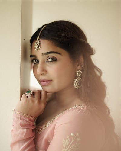 ஆடும் பொம்மை... கௌரி கிஷன்!