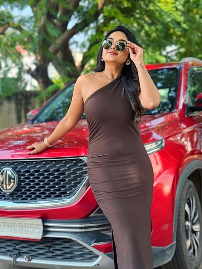 நிரந்தர ஒளி... பிரீத்தி சர்மா! 