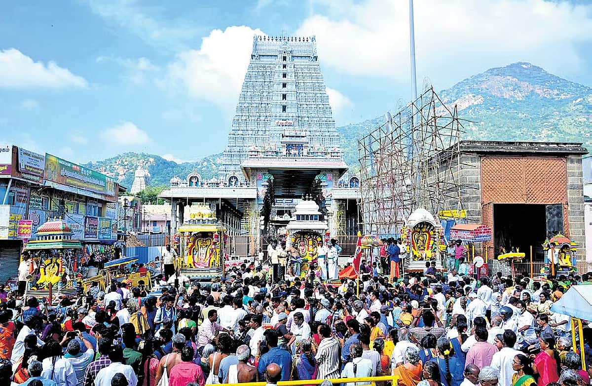 திருவண்ணாமலை: கிரிவலம் செல்ல உகந்த நேரம்!