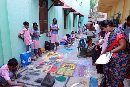 மாவட்ட அளவிலான கலைத் திருவிழாப் போட்டிகள் தொடக்கம்