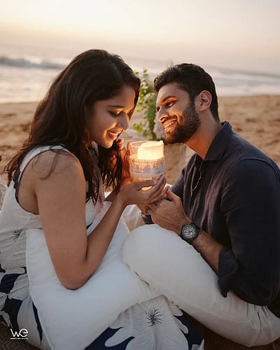 ஆழிக்கருகில் அன்பின் வெளிப்பாடு... ஸ்வாசிகா!