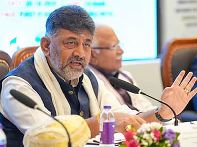 நவம்பர் புரட்சியெல்லாம் இருக்காது: பதவி மாற்றம் குறித்து கர்நாடக துணை முதல்வர்! 