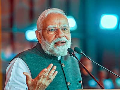 வளர்ச்சிப் பாதையில் வேகமாக முன்னேறும் இந்தியா: பிரதமர் மோடி