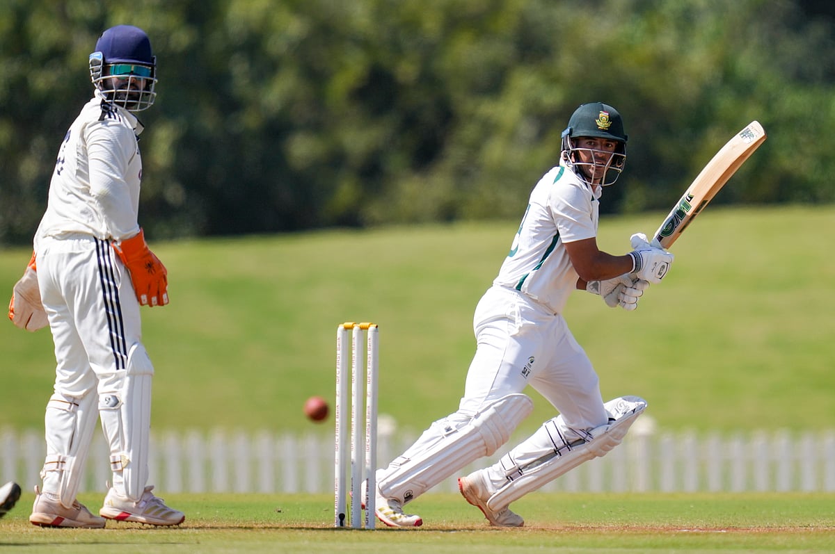 417 ரன்கள் இலக்கை விரட்டிப் பிடித்த தென்னாப்பிரிக்கா! ‘ஏ’ அணிகள் டெஸ்ட் தொடா் சமன்!