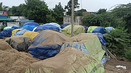 வெளிமாவட்ட நெல் கொள்முதல்
செய்யப்பட்டால் கடும் நடவடிக்கை: ஆட்சியா்