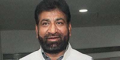 முன்னாள் எம்எல்ஏ ஷோயப் இக்பால் ஆம் ஆத்மியில் இருந்து விலகல்!